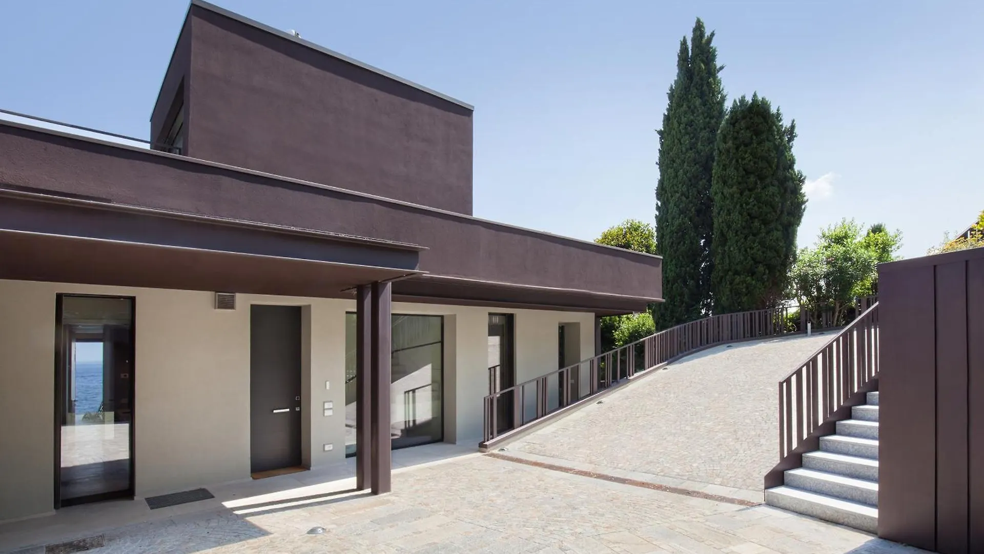 Villa Grace With Pool On The Lake Manerba del Garda