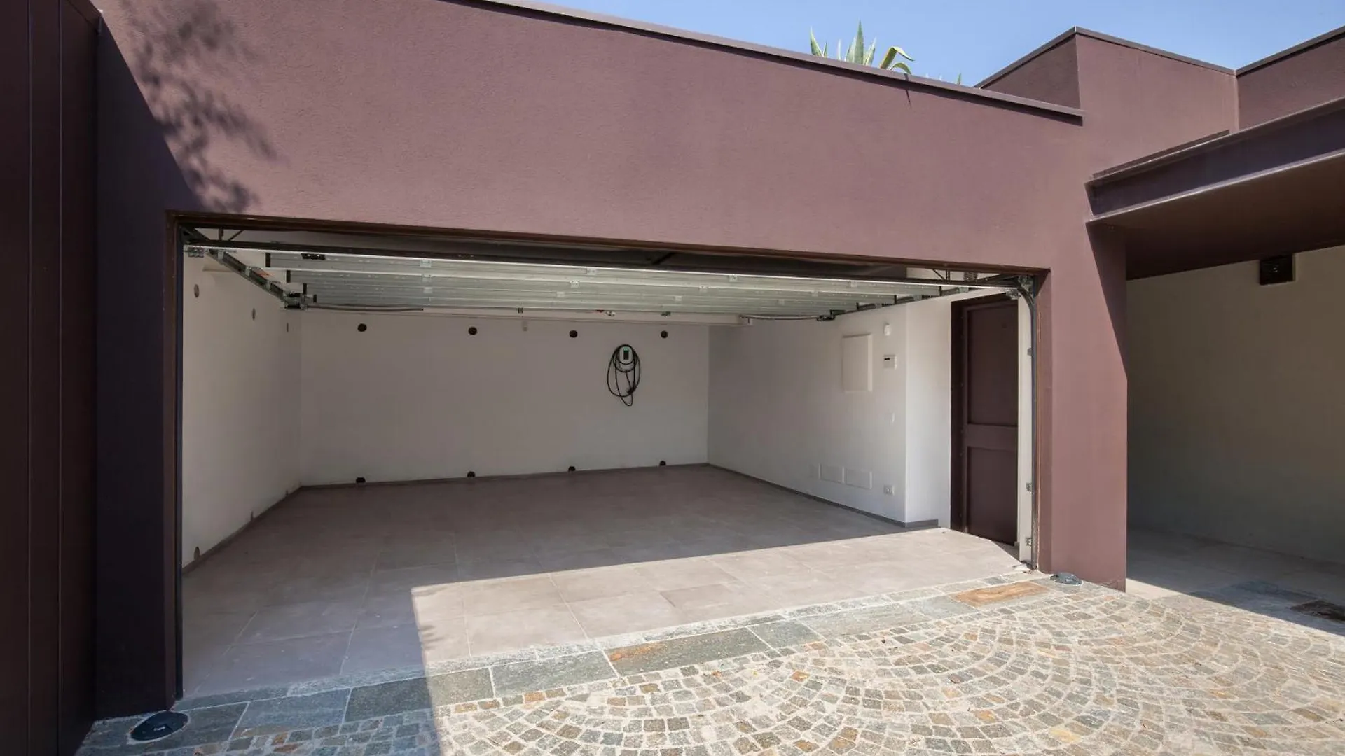 Villa Grace With Pool On The Lake Manerba del Garda