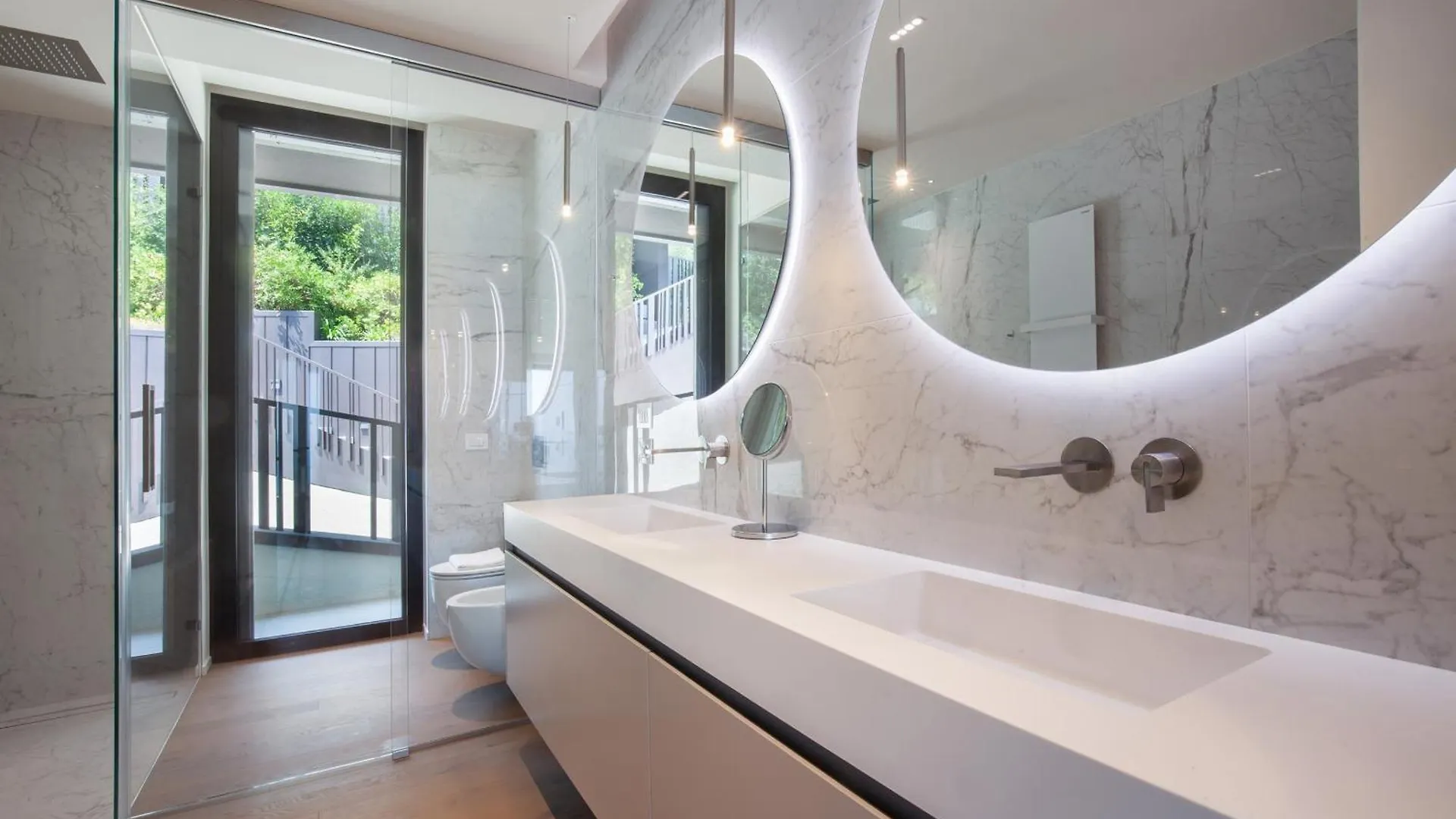 Villa Grace With Pool On The Lake Manerba del Garda